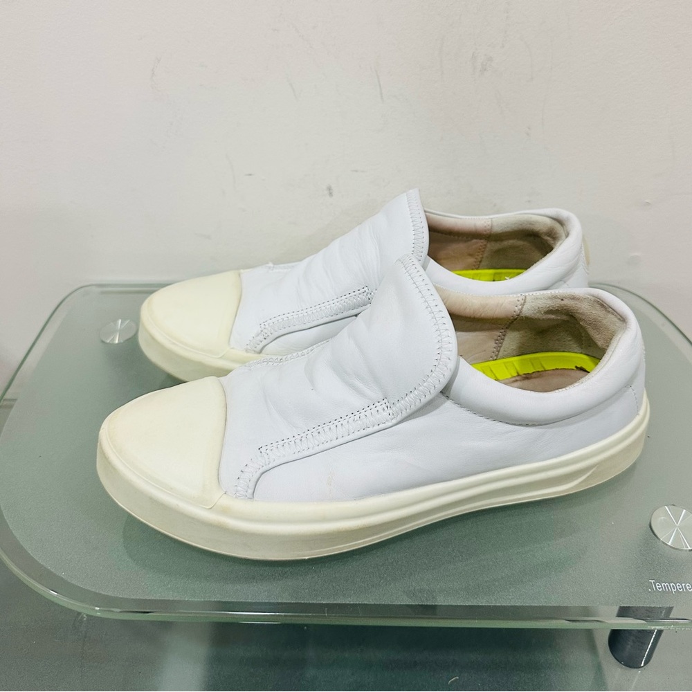 Ecco Women’s White Slip One Sneakers‎ Size 39/ US 8,5 Soft - Picture 2 of 11